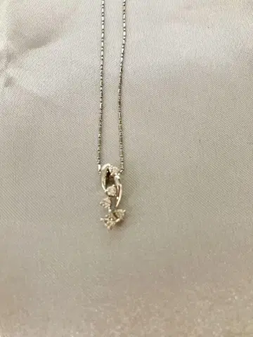 밀 플로라 플라티나 다이아 목걸이