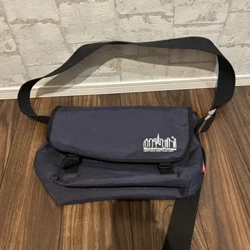 맨해튼 포티지 메신저 백