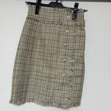 DURAS 체크 무늬 타이트 스커트 베이지 계열
