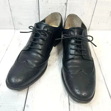 마가렛 호웰 아이디어 윙 칩 레이스업 슈즈 가죽 블랙