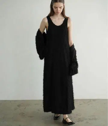CLANE FEATHER FLARE ONEPIECE 페더 원피스