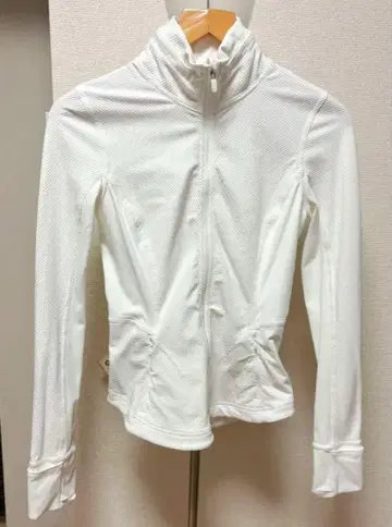 Lululemon 여성용 자켓 화이트