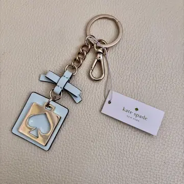kate spade 리본 포함 하트 모양 키링