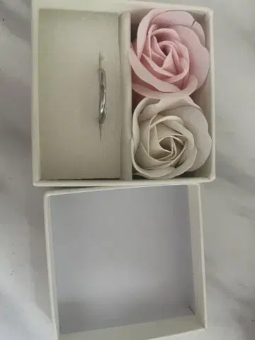 반지 여성용 브랜드 새상품급 선물