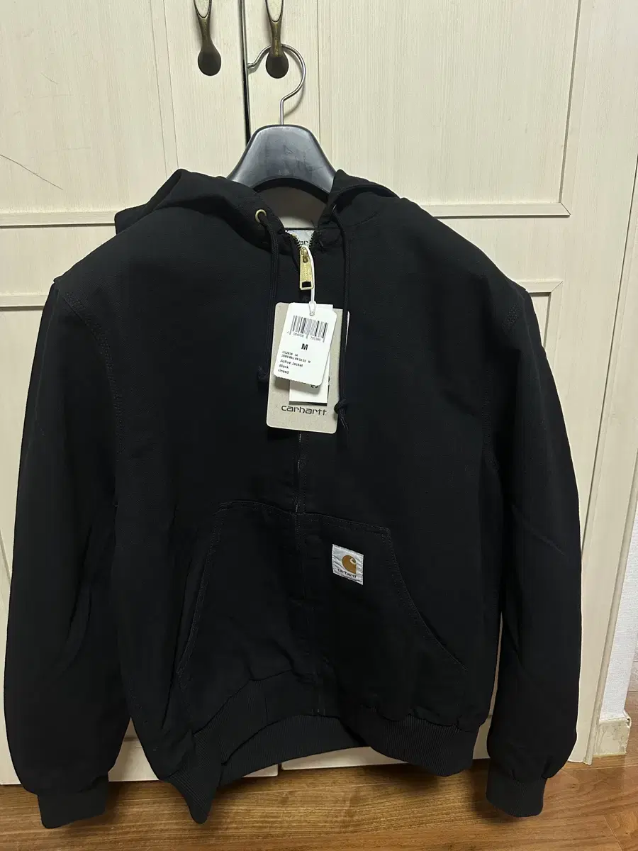 (New/Quick Sale) Carhartt Active Jacket BK M