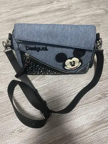 Desigual 미키마우스 S 사이즈 숄더백 24WAXP85
