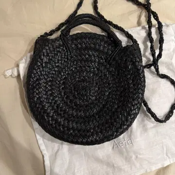 Aeta 가죽 숄더백 CIRCLE BASKET S