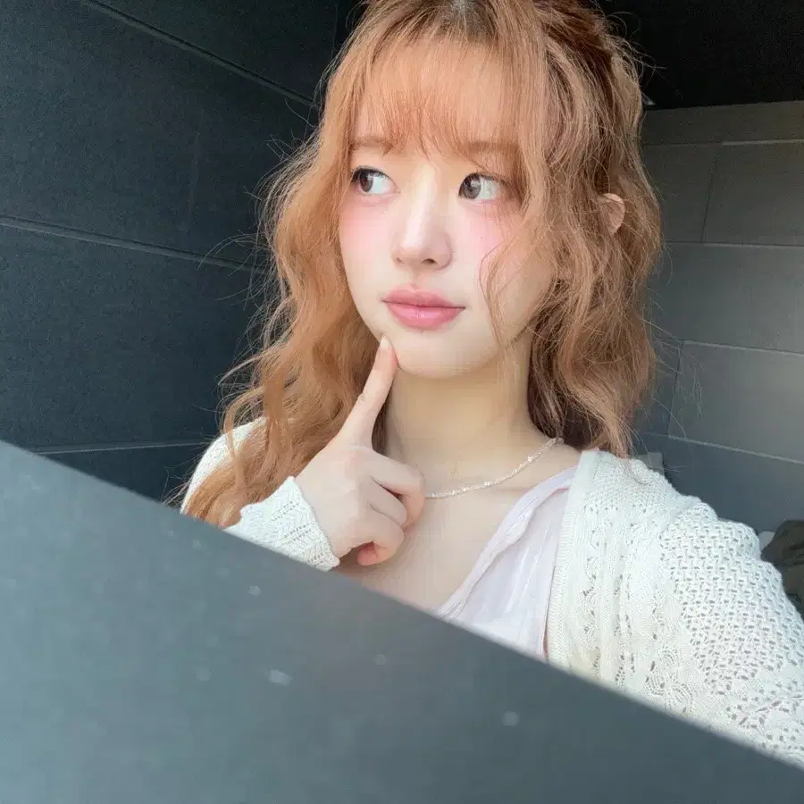 아일릿 민주 돌터뷰 싸폴 양도 싸인 폴라로이드