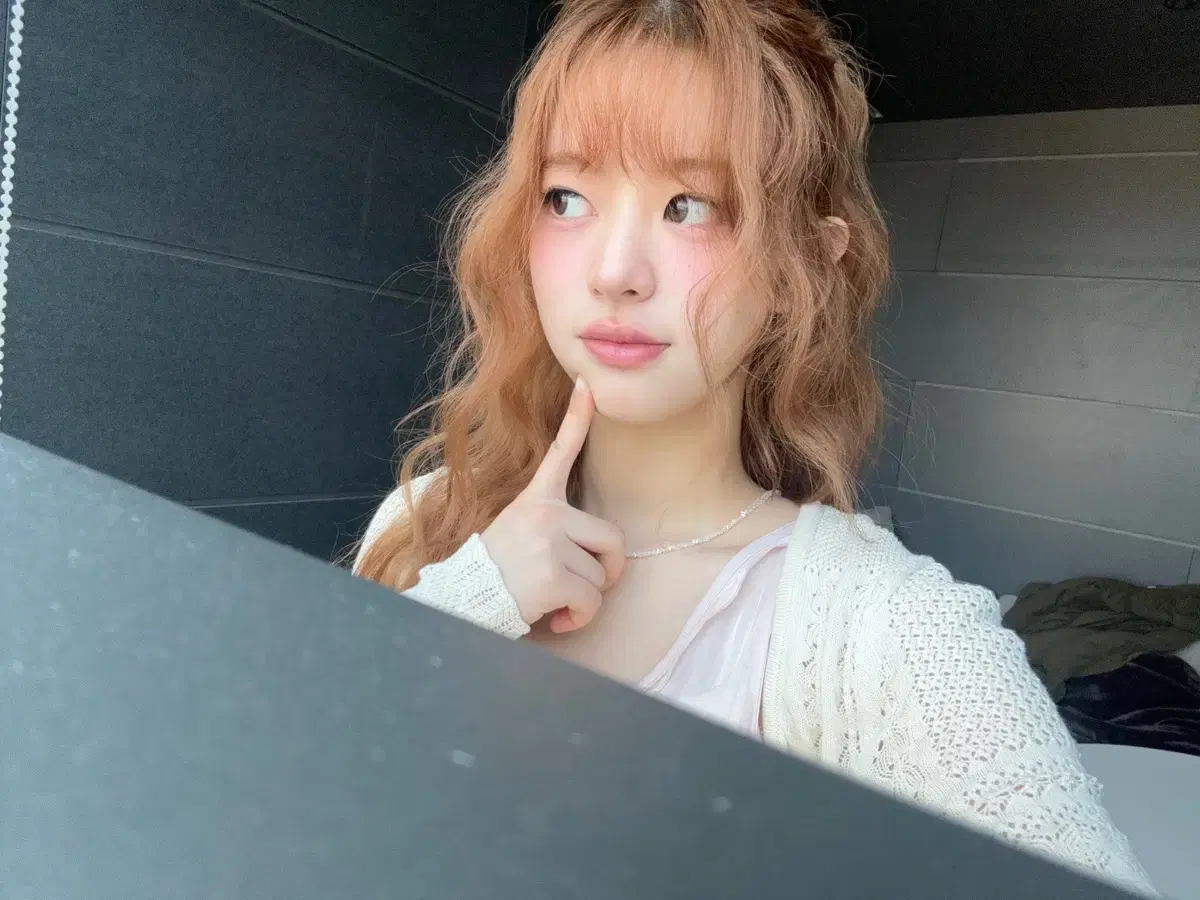 아일릿 민주 돌터뷰 싸폴 양도 싸인 폴라로이드