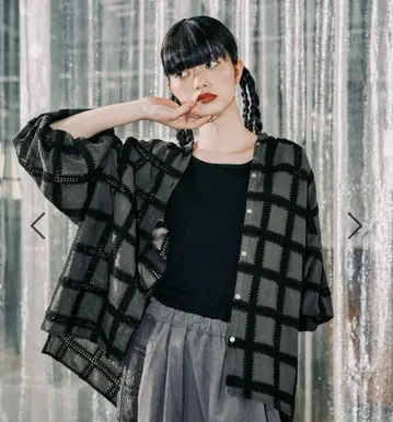 니코앤드 [MODE NORM CORE] 엠보 보일 밴딩 셔츠 스모크