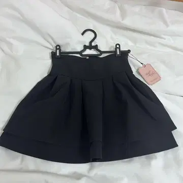 미셸 마카롱 슬림 레그 스커트 블랙 S 사이즈