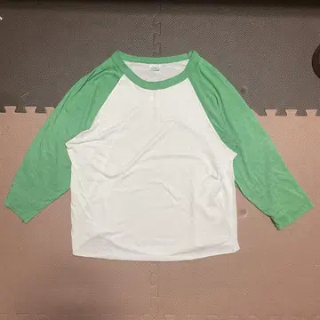 화이트/그린 래글런 슬리브 7부 소매 구제 의류 빈티지 90s