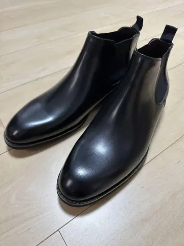 크리스찬 오라니 사이드 고어 부츠 블랙 사이드 고어 부츠