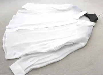 새상품 백화점 화이트 시스루 시어 긴팔 셔츠 9900엔 상품
