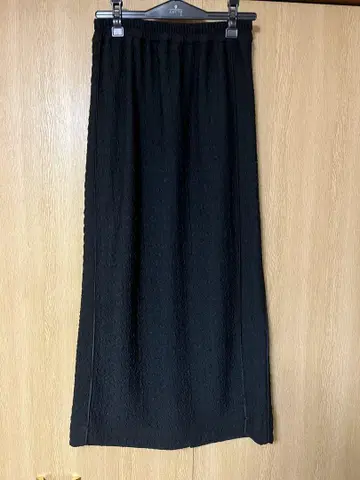 새상품급 지나시스 내로우 스커트