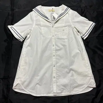 Wcloset [미사용품] 세일러 카라 화이트 셔츠 F 사이즈