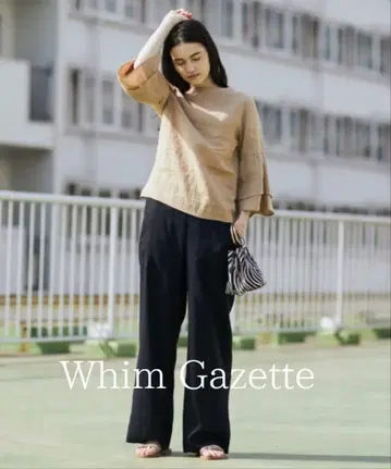 Whim Gazette 프렌치 린넨 티어드 슬리브 블라우스