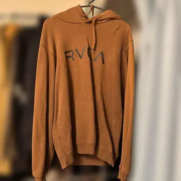 RVCA 후드 부착 후드티 브라운