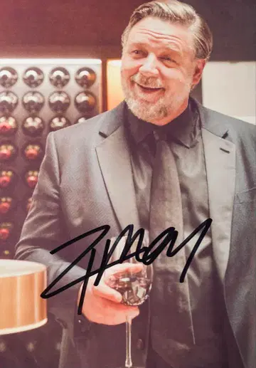 러셀 크로우 친필 사인 포함 사진 글래디에이터 로빈 후드 qu