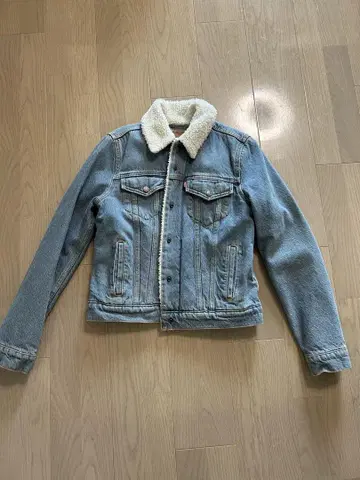 Levi Strauss & Co. 보아 옷깃 데님 자켓 S