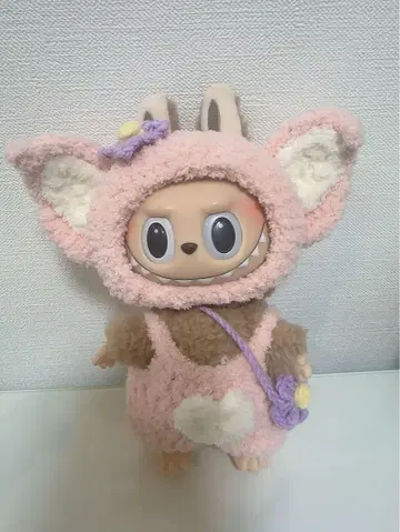 labubu 라부부 손뜨개질 의류