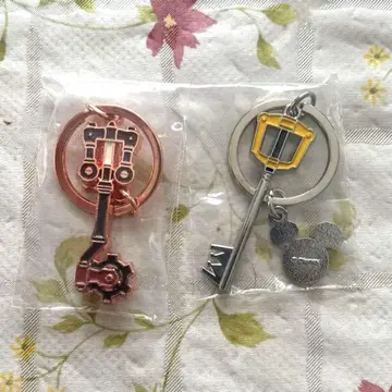 킹덤하츠 제일복권 G상 키 블레이드 참 컬렉션 2종