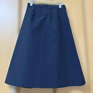 빔즈 심플하고 실용적인 스커트