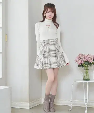 로제 뮤즈 트위드 체크 미니 스커트
