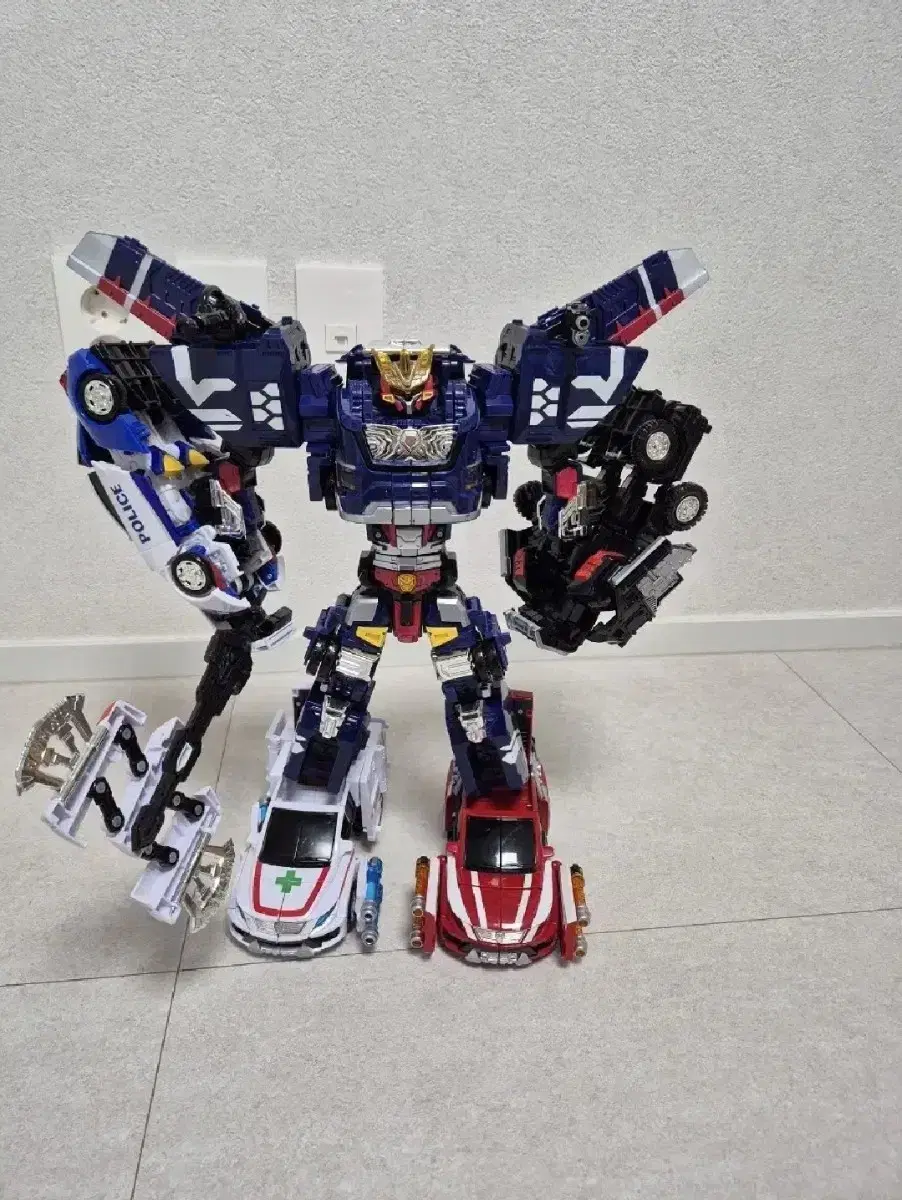 Carbot 5-in-1 Combining Robot Pentastormx