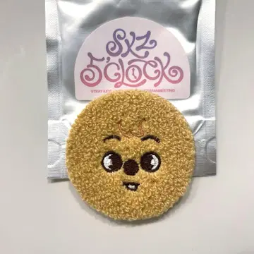 쿠오카 펜미 캔뱃지 한 5 clock