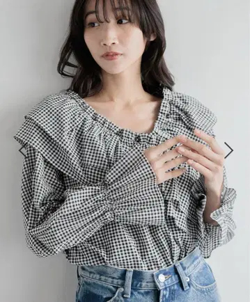 아지메 프릴 개더 블라우스 블랙/깅엄 체크