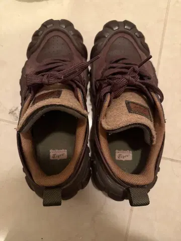 오니츠카타이거 덴티그레 LICORICE BROWN 26.5