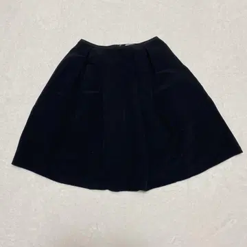 FOXEY NEWYORK 매트 스트레치 플레어 스커트 블랙 사이즈 38