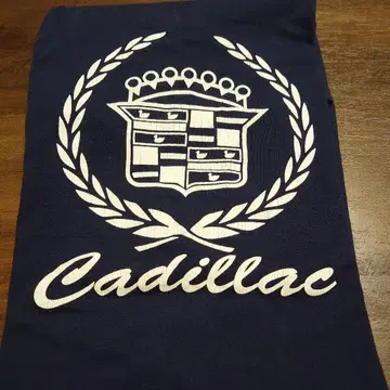 캐딜락 엠블럼 티셔츠