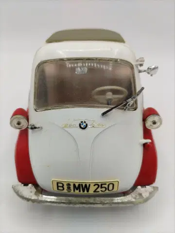BMW ISETTA/이세타 250 미니카 1/18