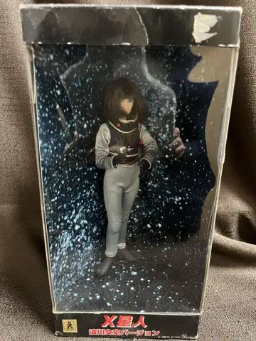 X 외계인 나카가와 여자 버전 괴수 대전 피규어