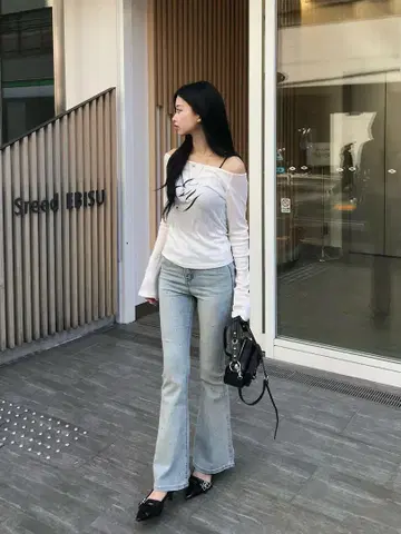 emmy 랜덤 큐빅 플레어 데님 팬츠 블루