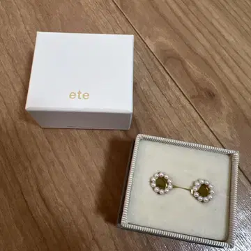 ete 펄 장식 오벌 귀찌