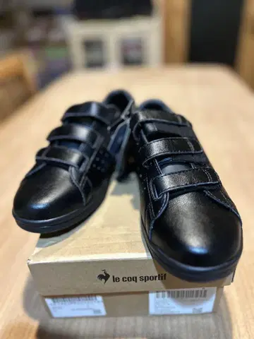 르꼬끄 스니커즈 블랙 벨크로