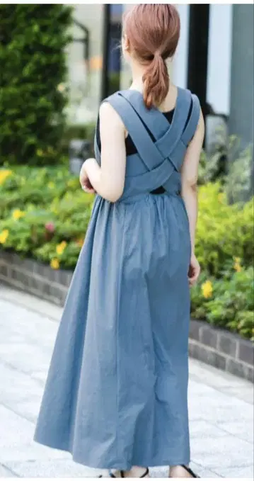 어반 리서치 아이템즈 백 크로스 린넨 롱 원피스 블루 M