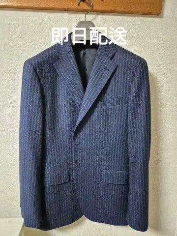 켄트 애비뉴 네이비 재킷