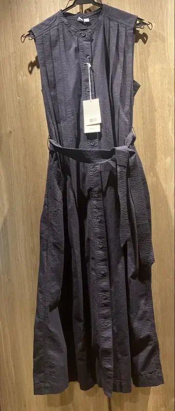 Uniqlo U 시어서커 슬리브리스 롱 원피스 M 네이비 미사용 택 포함