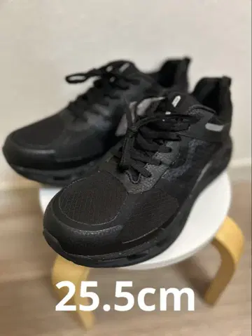 MOISTHROUGH360 스니커즈 VENTIRIS M1110M 새상품