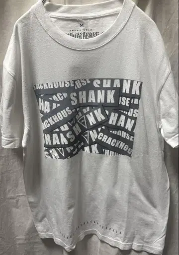 SHANK smoke wear M 사이즈 화이트 콜라보 박스 로고