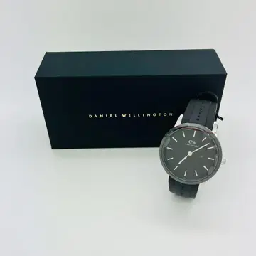 다니엘 웰링턴 손목시계 DW00100436 아이코닉 모션