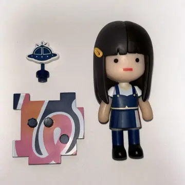 TWICE 지효 피규어