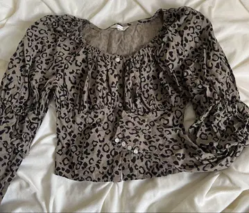 moussy 레오파드 무늬 퍼프 슬리브 셔츠 탑스 블라우스 숏 기장