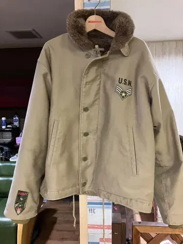 N-1 덱 자켓 U.S.N. 퍼가 달린 밀리터리 자켓