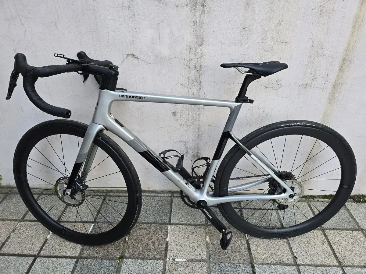 Cannondale SuperSix EVO Carbon Disc Ultegra DI2 Electric Road Bike 7