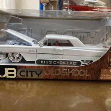 Jada 1/24 1963 캐딜락